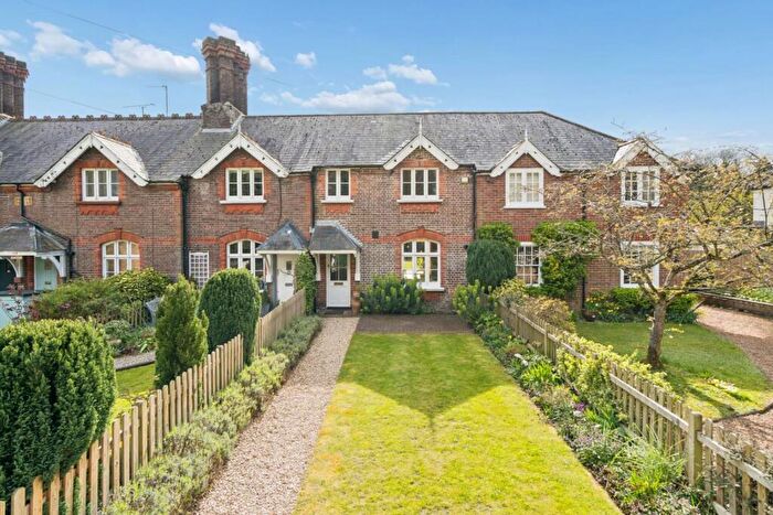 3 Bedroom Terraced House For Sale In High Street, Old Amersham, Buckinghamshire, HP7