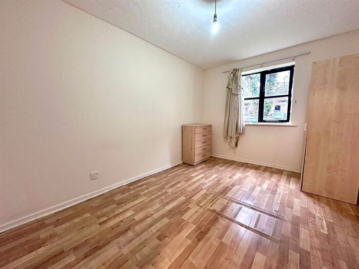 1 Bedroom Flat To Rent In Somerset Gardens, Creighton Road, London, N17