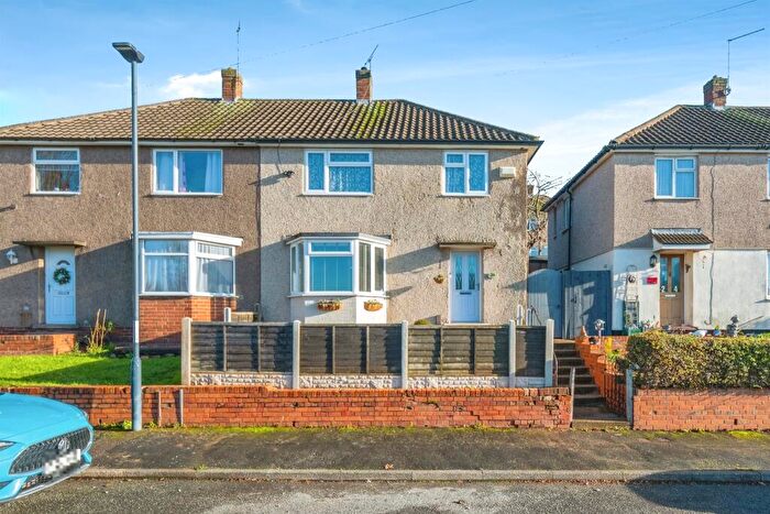 3 Bedroom Semi Detached House For Sale In Langdale Drive, Derby, DE21