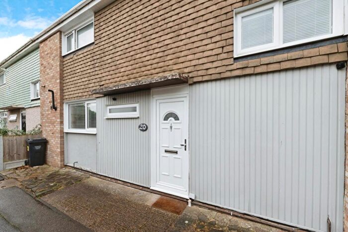3 Bedroom Terraced House For Sale In Peterborough Way, Basildon, SS14