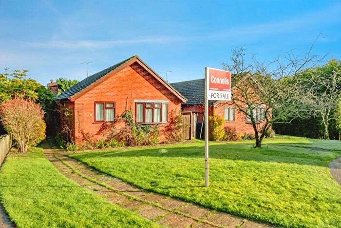 3 Bedroom Detached Bungalow For Sale In Bayhams Field, Sharpthorne, East Grinstead, RH19