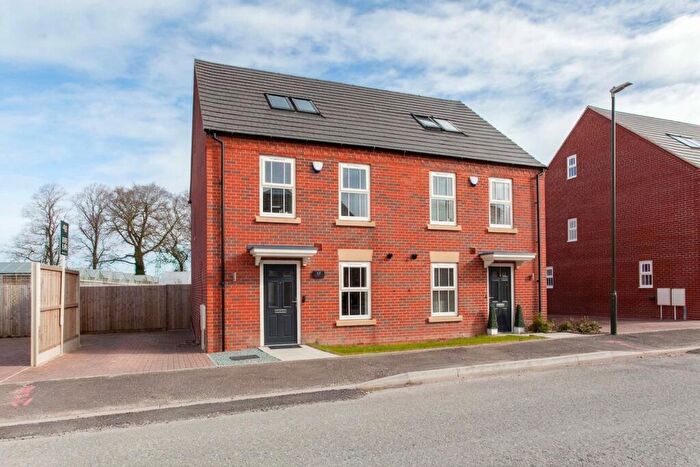 4 Bedroom Semi Detached House For Sale In Boundary Way, Glapwell, S44