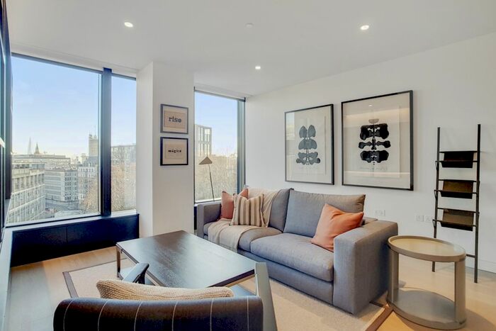 1 Bedroom Flat To Rent In Buckingham Gate, Westminster, SW1E