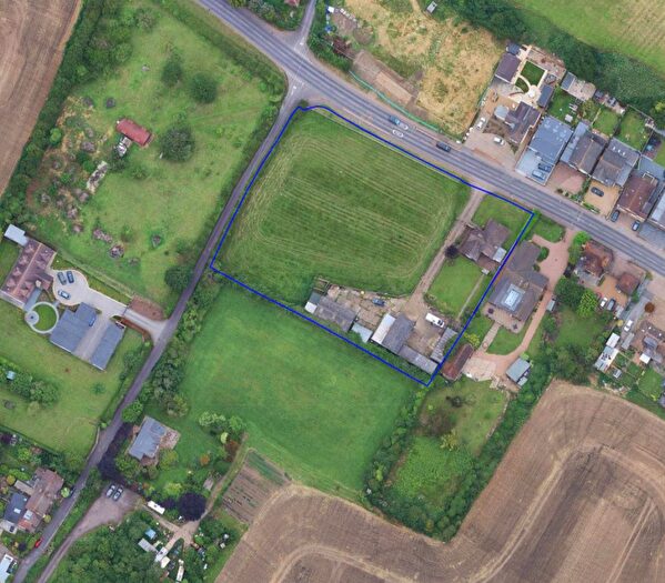 3 Bedroom Detached House For Sale In Lower Rainham Road, Rainham, ME7