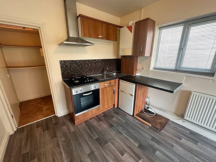 1 Bedroom Studio To Rent In Wimborne Road, Bournemouth, BH9