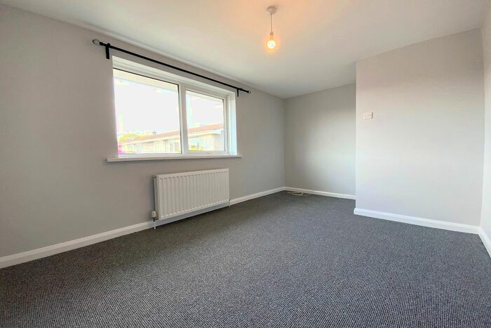 3 Bedroom Bungalow To Rent In Grenville Drive, Tavistock, PL19