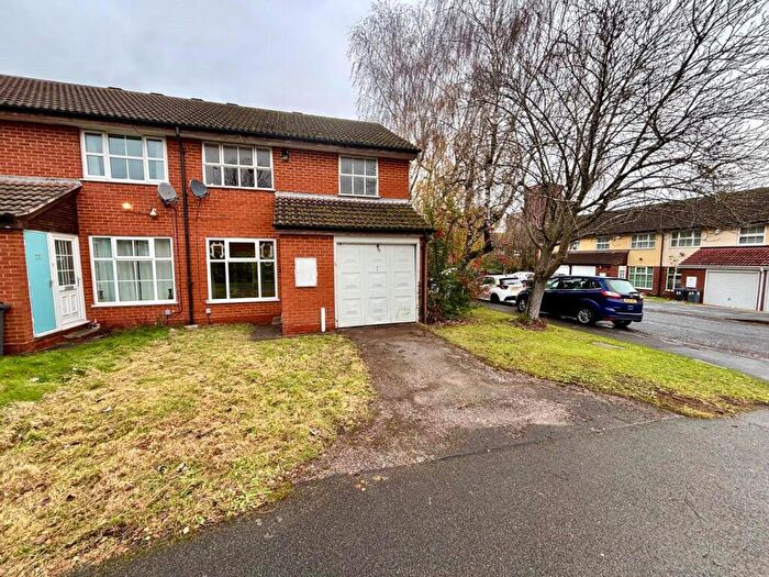 3 Bedroom End Of Terrace House For Sale In Odell Place, Birmingham, B5