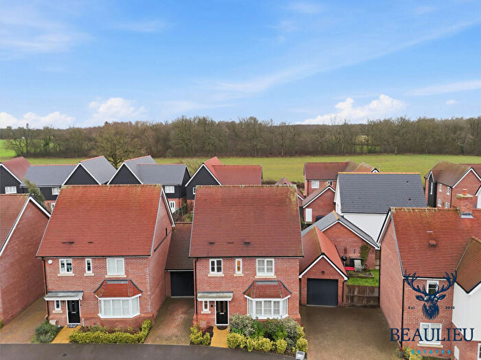 3 Bedroom Detached House For Sale In Radcliffe Way, Great Leighs, CM3