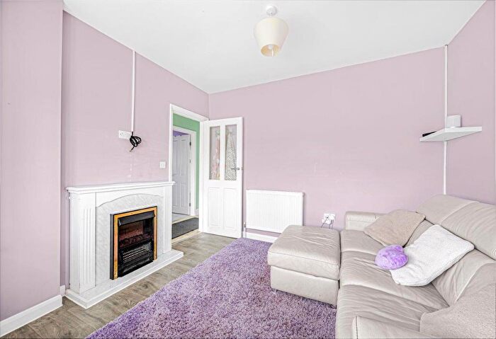2 Bedroom Detached Bungalow For Sale In Arundel Road West, Peacehaven, BN10