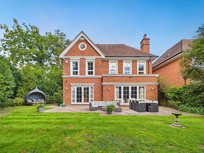 6 Bedroom Detached House For Sale In Queens Hill, London Road, SL5