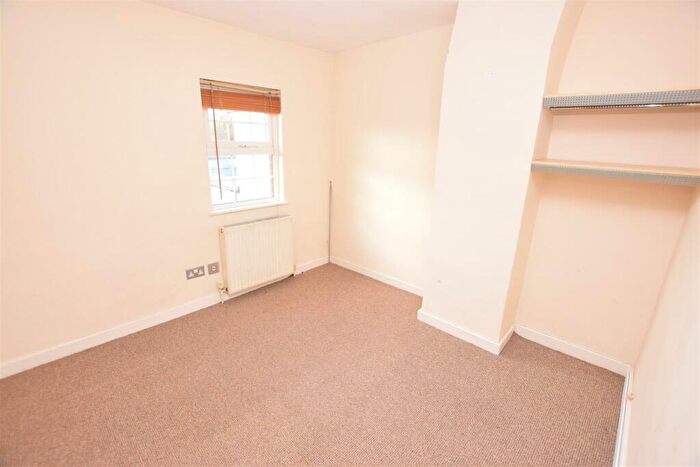 2 Bedroom Cottage To Rent In Mill Road, Maldon, CM9