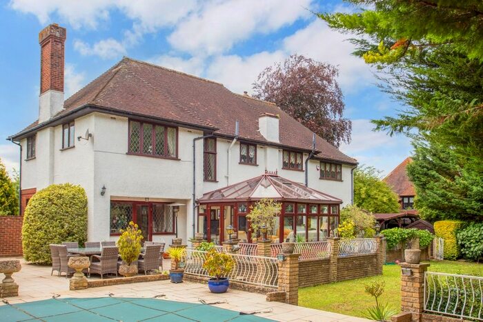 5 Bedroom Detached House To Rent In Purley Downs Road, South Croydon, CR2