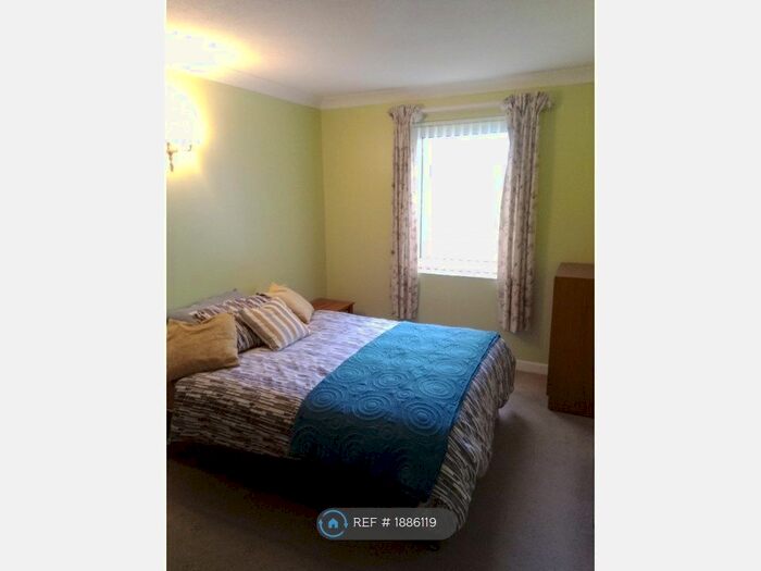 1 Bedroom Flat To Rent In Homeport House -, Southport, PR9