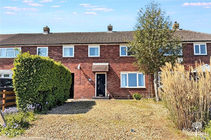 3 Bedroom Terraced House For Sale In Stoney Lane, Thatcham, Berkshire, RG19