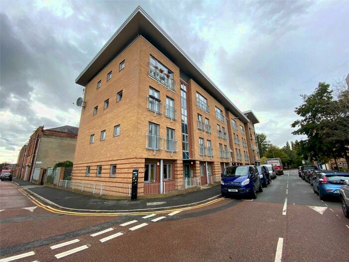 2 Bedroom Apartment To Rent In Ellis Street, Manchester, Greater Manchester, M15