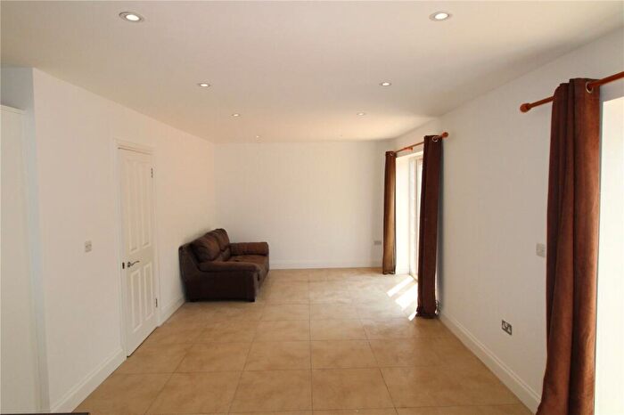 4 Bedroom Detached House To Rent In Grecian Crescent, London, SE19