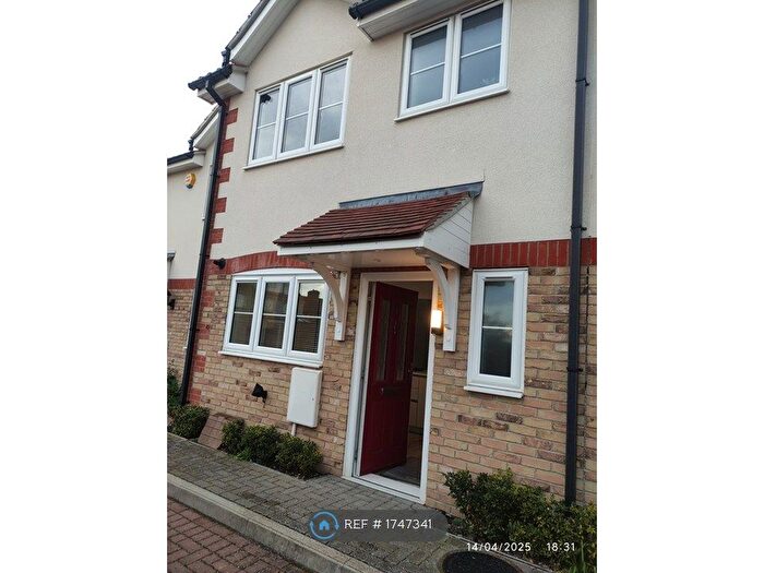 2 Bedroom Terraced House To Rent In Wyses Mews, Romford, RM1