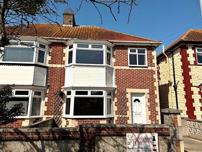 3 Bedroom Semi Detached House For Sale In Marlborough Avenue, Weymouth, DT4