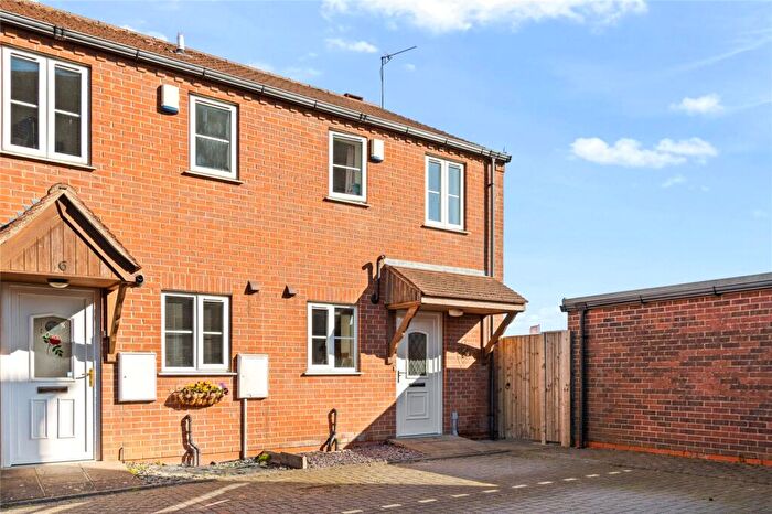 2 Bedroom End Of Terrace House For Sale In Foxton Way, Brigg, North Lincolnshire, DN20