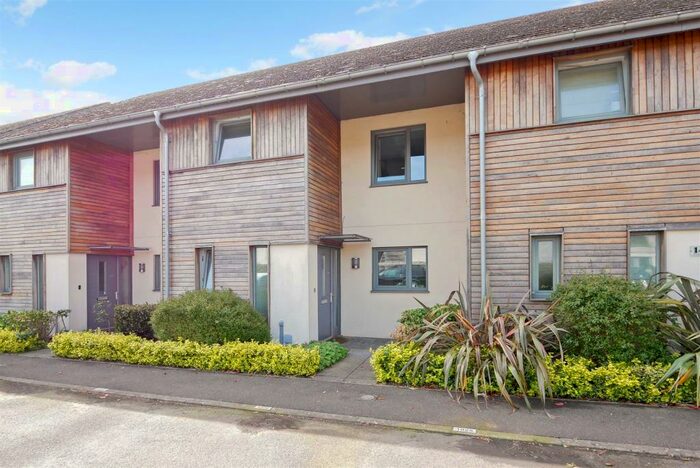 3 Bedroom Terraced House To Rent In Lloyd Road, Chichester, PO19