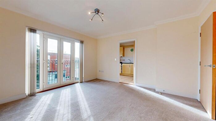 2 Bedroom Apartment To Rent In Ricketts Close, Weymouth, DT4