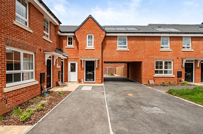 1 Bedroom Flat To Rent In Talisker Road, Maidstone, ME20