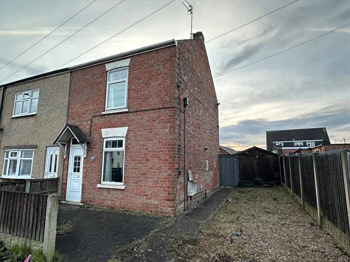 Semi-Detached House For Sale In Bottesford Road, Scunthorpe, DN16