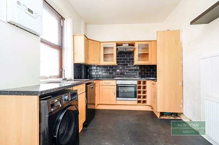 2 Bedroom Terraced House For Sale In Leeds Road, Idle, Bradford, West Yorkshire, BD10