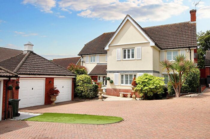 5 Bedroom Detached House For Sale In Freathy Lane, Kennington, TN25