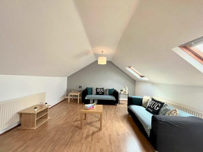 4 Bedroom Flat To Rent In A Clarendon Street, Leamington Spa, CV32