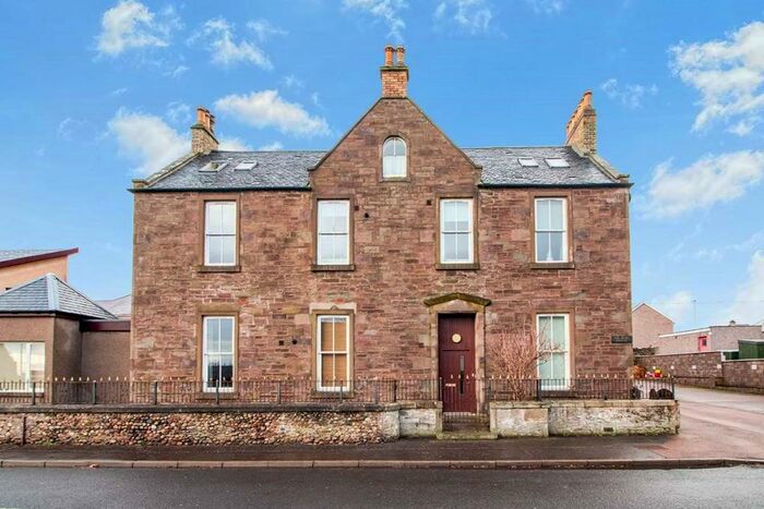 4 Bedroom Flat For Sale In Arbroath Road, Carnoustie, Angus, DD7