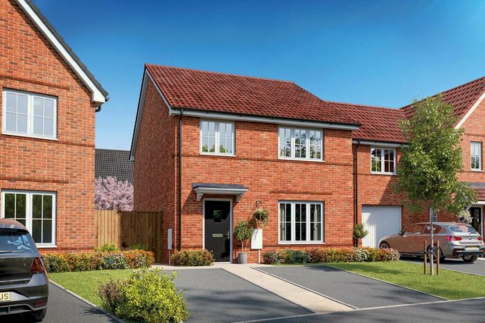 4 Bedroom Detached House For Sale In Chapel Lane, Bingham, NG13