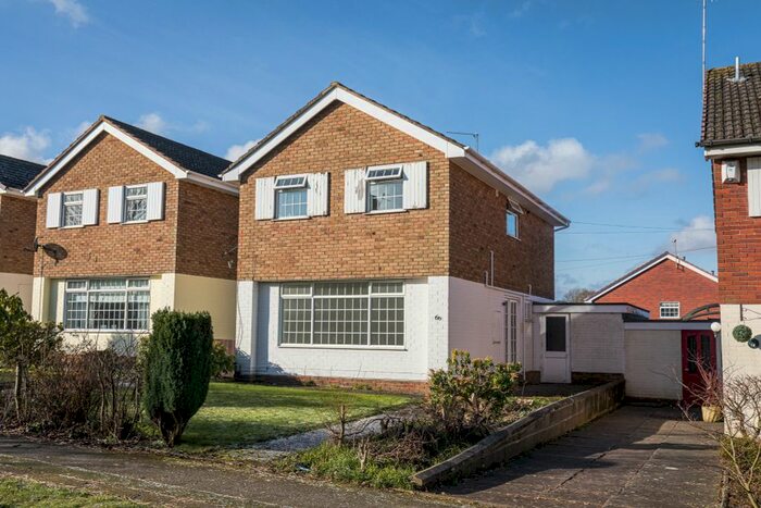 3 Bedroom Detached House To Rent In Seabridge Road, Newcastle-Under-Lyme, ST5