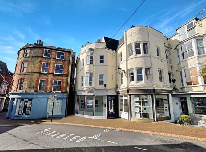 1 Bedroom Apartment For Sale In Bath Road, Cowes, PO31