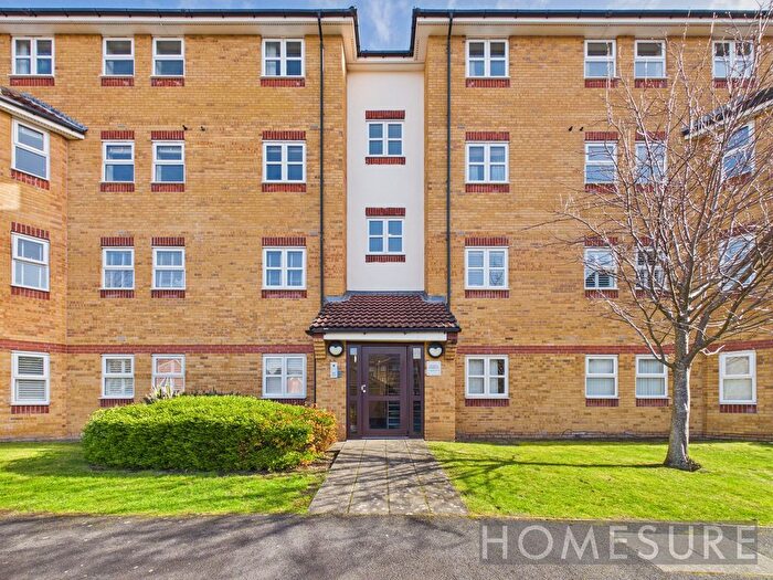 2 Bedroom Flat For Sale In Lentworth Court, Liverpool, L17