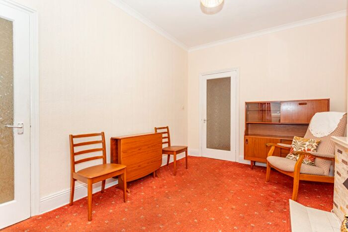 2 Bedroom Semi-Detached Bungalow For Sale In Hardthorn Road, Dumfries, DG2