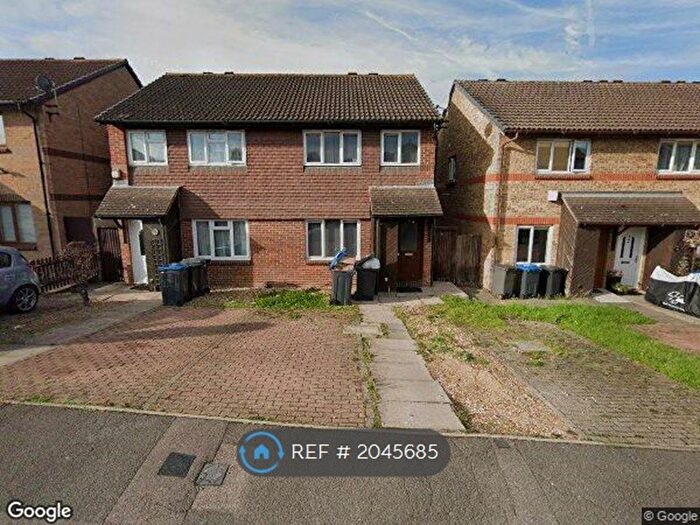 3 Bedroom Semi-Detached House To Rent In Anthony Road, London, SE25