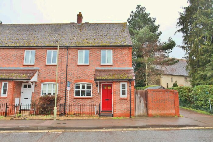 2 Bedroom End Of Terrace House To Rent In The Street, Crowmarsh Gifford, Wallingford, OX10