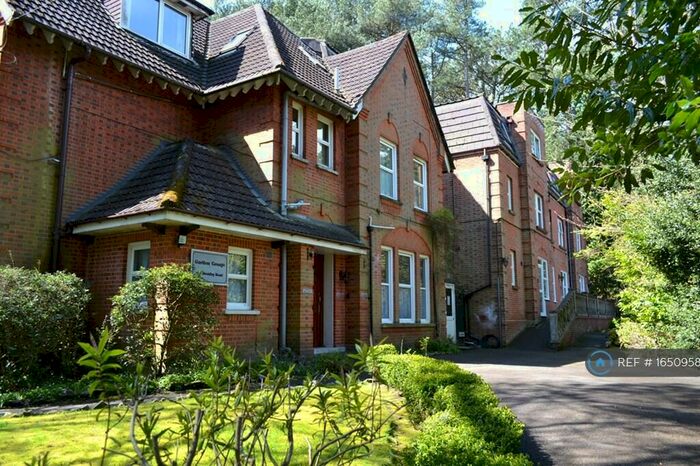 1 Bedroom Flat To Rent In Carlton Grange, Bournemouth, BH2