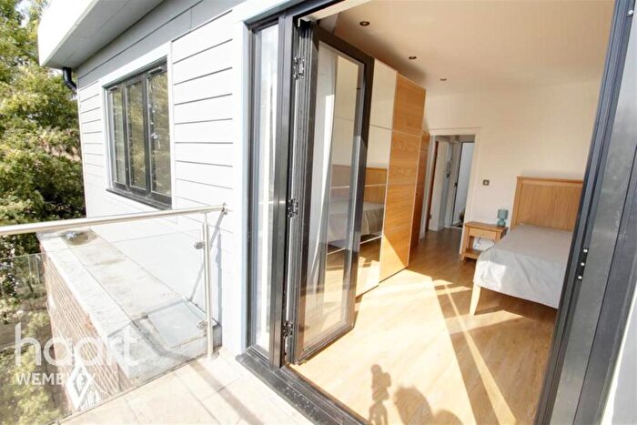 1 Bedroom Flat To Rent In Neasden Lane, NW10