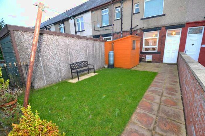 3 Bedroom Terraced House For Sale In First Street, Low Moor, Bradford, BD12