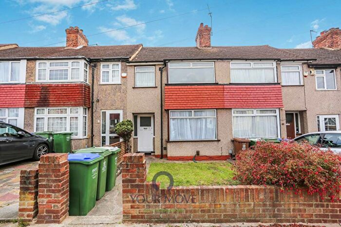 3 Bedroom Terraced House To Rent In Clovelly Road, Bexleyheath, DA7