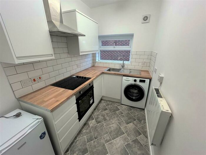 1 Bedroom Apartment To Rent In Flat Highgate House, Parkfield Road, Stourbridge, DY8