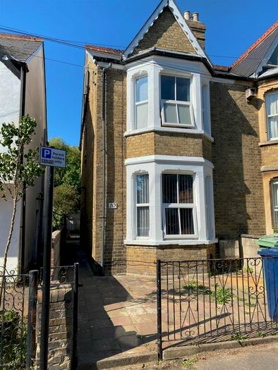 5 Bedroom Semi-Detached House To Rent In Hertford Street, Oxford, OX4