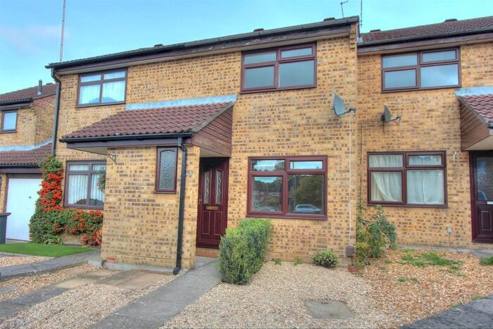 2 Bedroom Terraced House To Rent In Thirlstane Firs, Valley Park, Chandler's Ford, SO53
