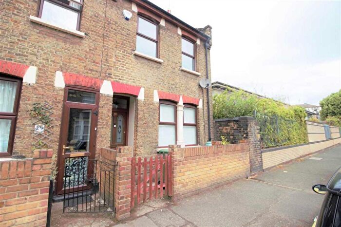 2 Bedroom Terraced House To Rent In Boxley Street, London, E16
