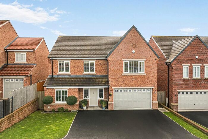 5 Bedroom Detached House For Sale In Willow Drive, Harrogate, HG3