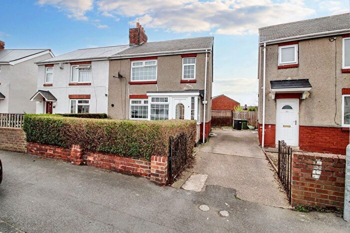 3 Bedroom Semi-Detached House To Rent In Burnside, Bedlington, NE22