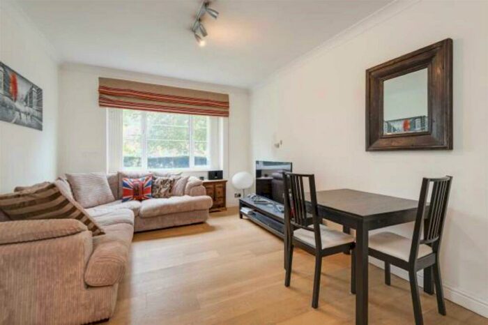 2 Bedroom Apartment To Rent In Finchley Road, Hampstead, NW3