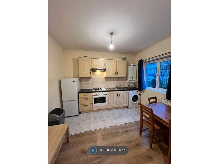 1 Bedroom Flat To Rent In Dalston Lane, London, E8